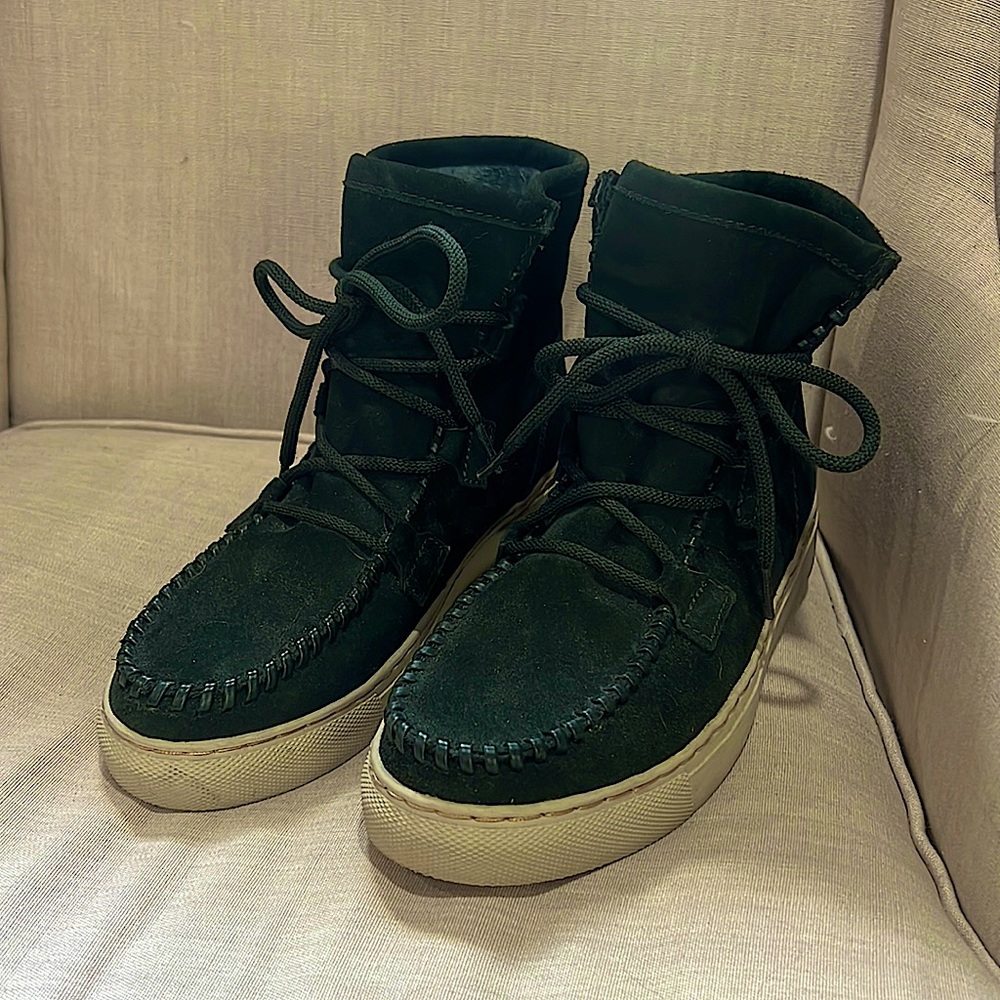 Cougar Fabiola suede waterproof boot in Forest —sz 8